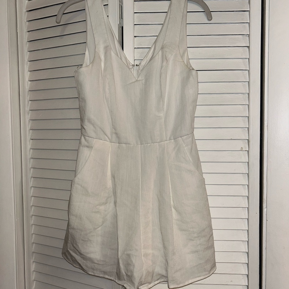 White short romper
